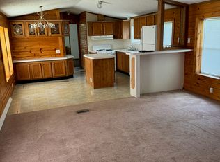 1513 N 4th St #16, Chillicothe, IL