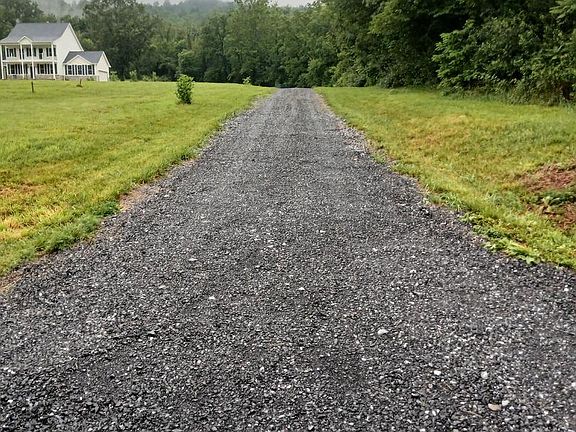 2nd image of Carolyns Way