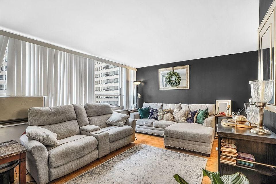 1st image of 3950 N Lake Shore Dr Unit 703