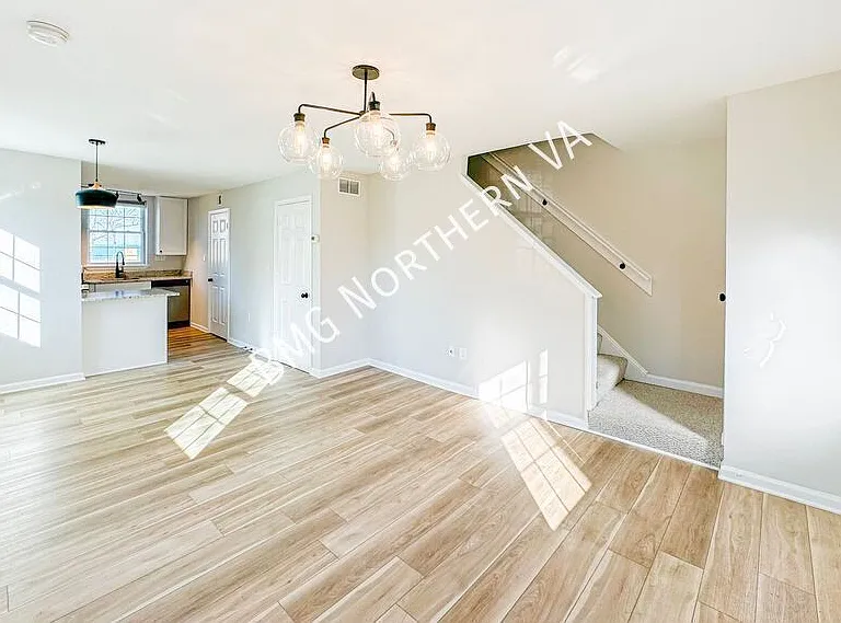 3800 Edison St — Photo 4