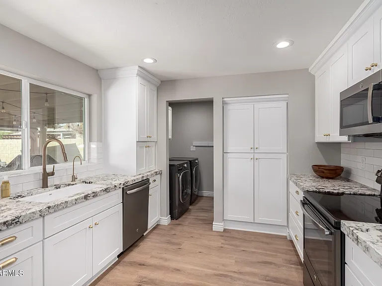 3503 E Campo Bello Dr — Photo 10