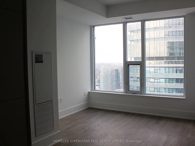 10 York St #6212 — Photo 20