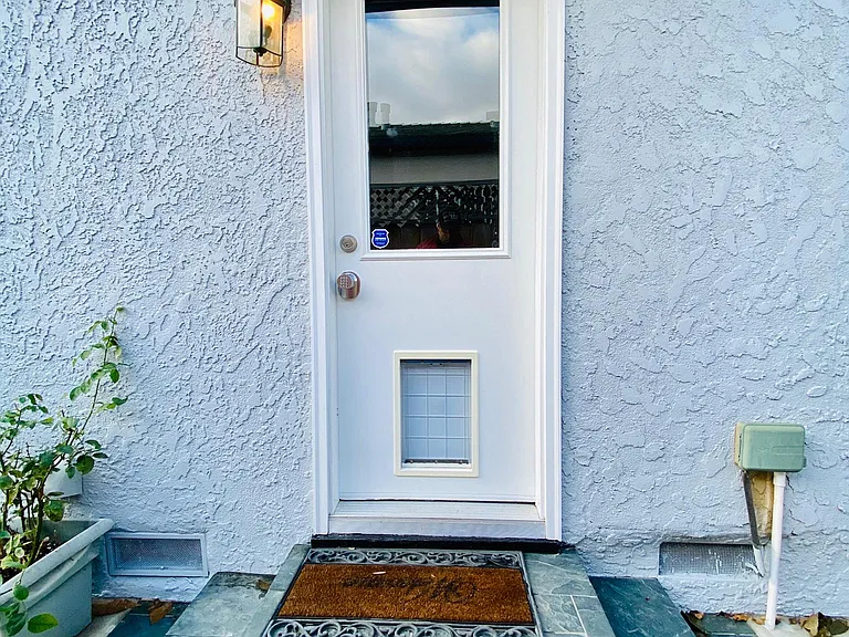 4919 S Centinela Ave — Photo 17
