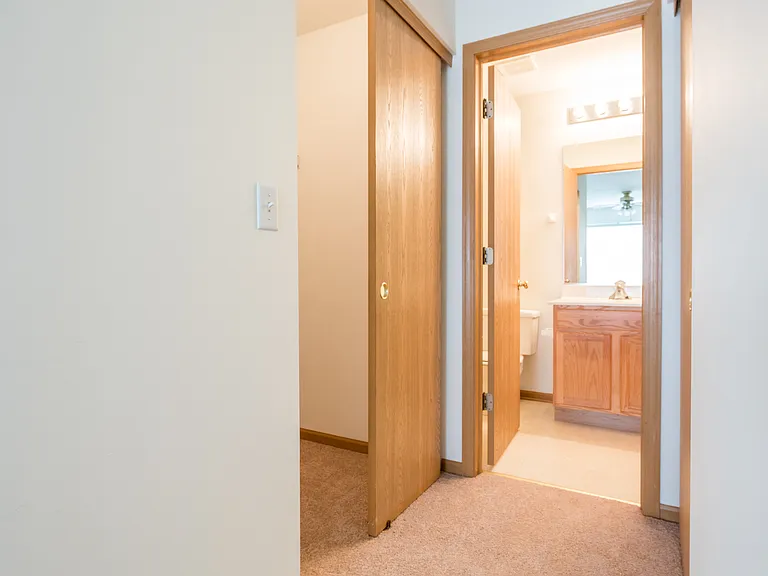 768 County Line Rd — Photo 14