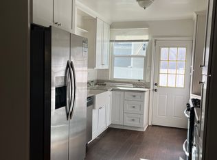 17936 Martha St, Encino, CA 91316