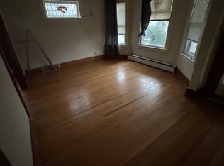 425 4th St #1, Schenectady, NY 12306