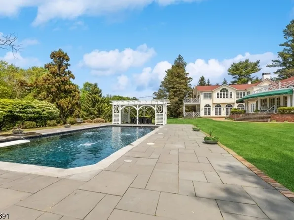 770 Ewing Ave, Franklin Lakes Boro, NJ 07417