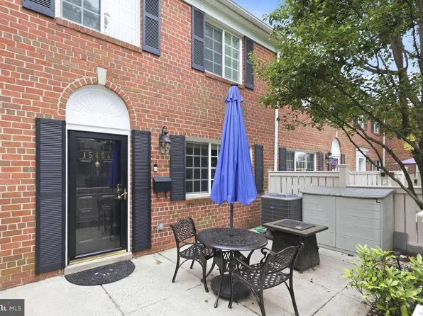1545 N Van, Alexandria, VA 22304