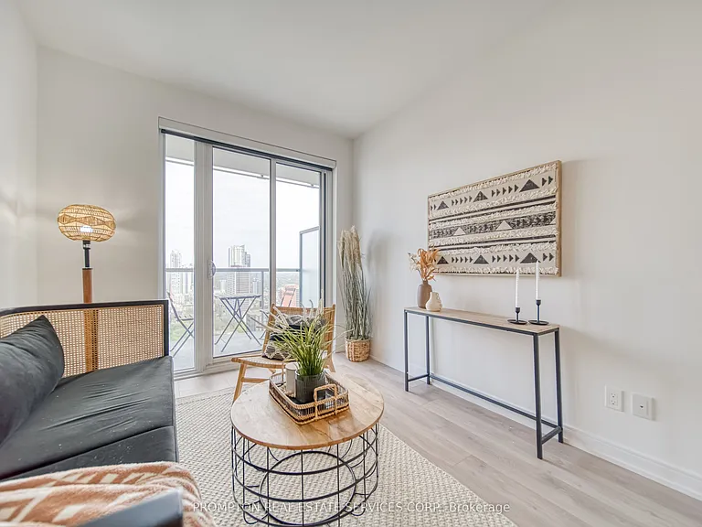 3 Gloucester St #1006 — Photo 3