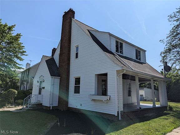 2nd image of 362 E 214th St