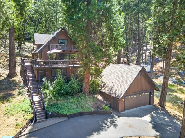 4285 Sierra Springs Dr, Pollock Pines, CA 95726