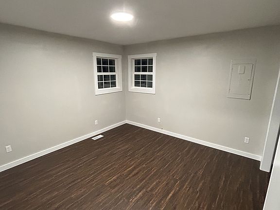 3rd image of 216 Cassetty Ln #B
