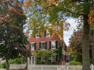 90 High St, Newburyport, MA 01950