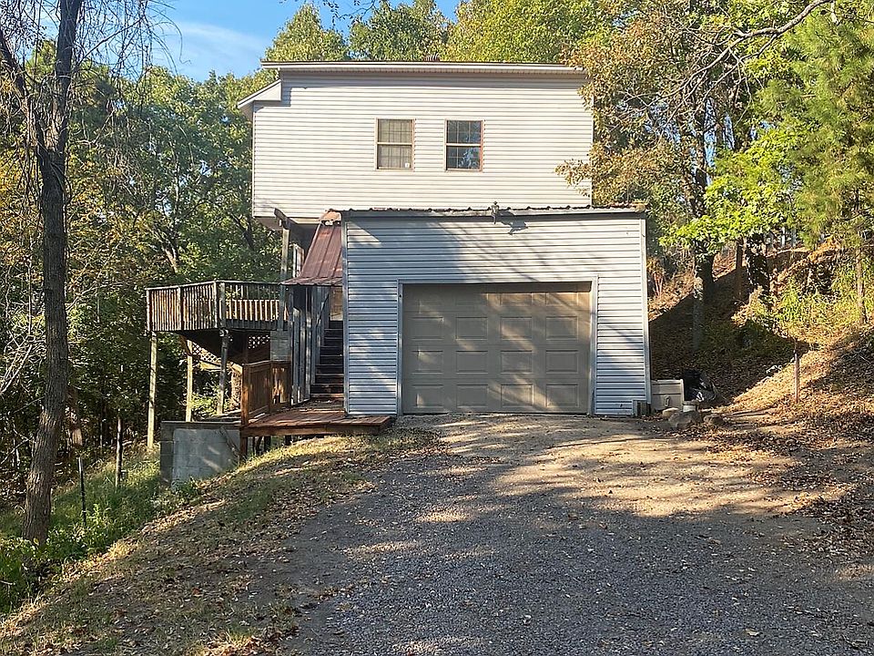 1st image of 2690 Bradley Cove Rd