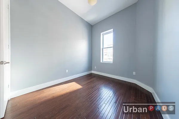 Rented by Urban Pads | media 9