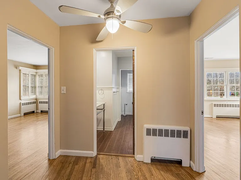 100 Lakeshore Dr — Photo 12