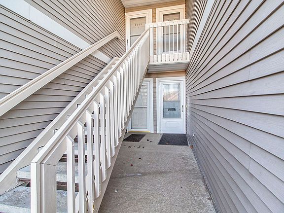 2nd image of 1449 Heatherwood Ln #3