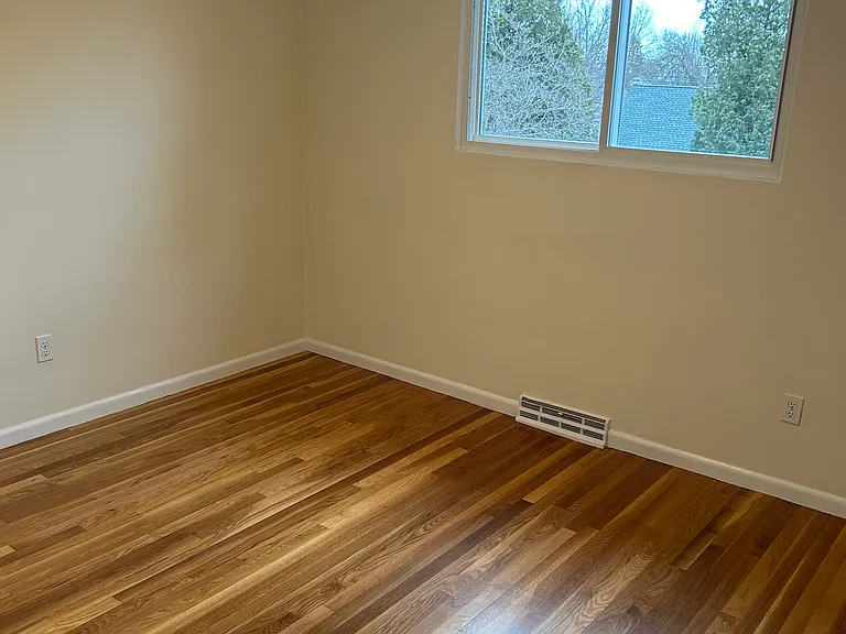 11 Debra Ln — Photo 14