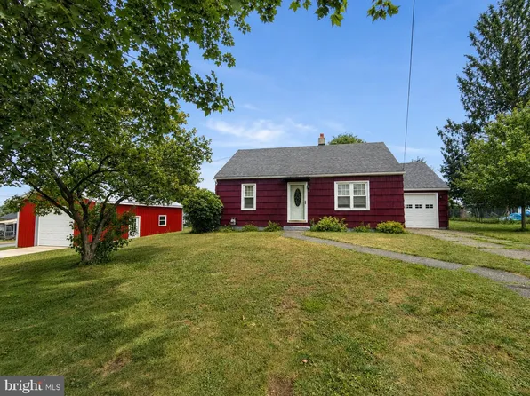 8 N Oak St, Kane, PA 16735