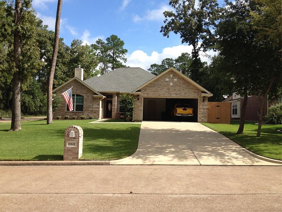 1st image of 11842 Briarwood Ln
