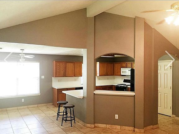 2nd image of 6222 Villa Hills Dr