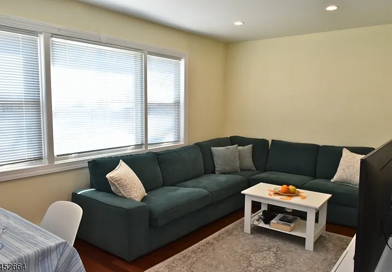 139 Ray St #1 — Photo 6