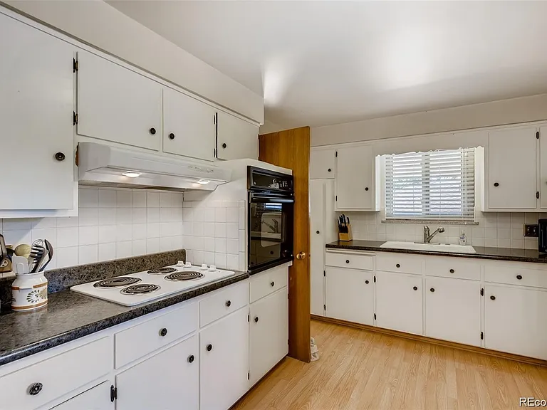 7807 W 33rd Ave — Photo 5