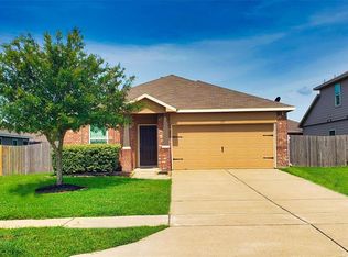 115 Sacajewa Dr, La Marque, TX 77568