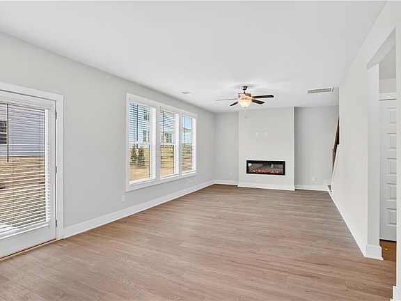 5th image of 16 Glengarry Ct Lot 253
