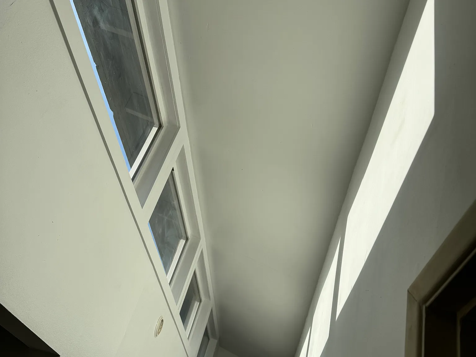 3 bed, 1400 sqft, $3,695 — Photo 4