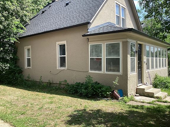 3rd image of 3438 Emerson Ave N