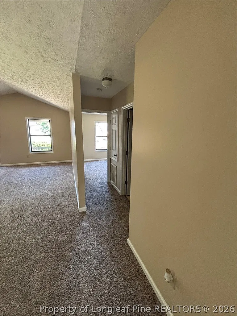 2 bed, 2.0 bath, 988 sqft, $1,350 — Photo 4