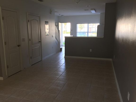 5th image of 1331 Hampton Park Ln
