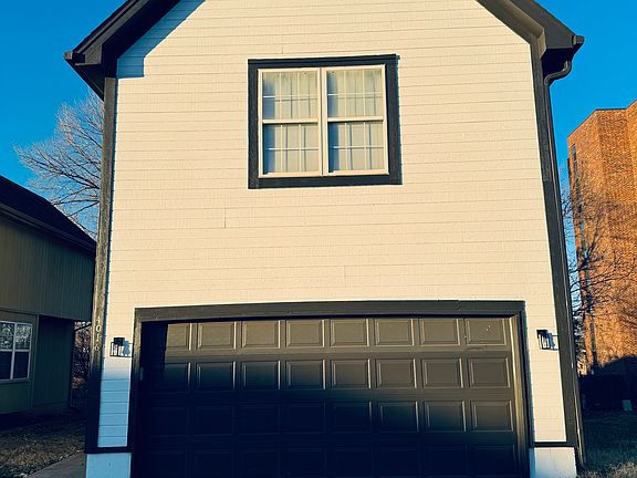 2nd image of 4016 E 16th Ter