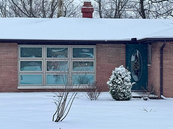 2nd image of 3704 W Robinwood Dr