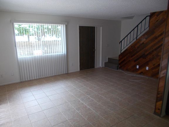 4th image of 6014 W Townley Ave