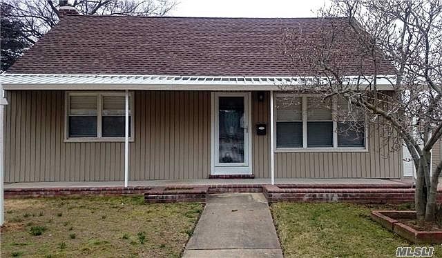 1st image of 671 Diellen Ln