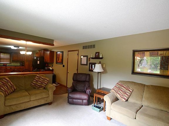 3rd image of 5964 Williams Dr