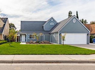 1312 Armstrong Ave, Clovis, CA 93611