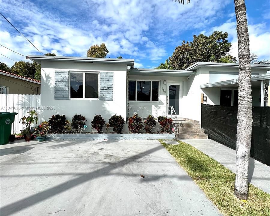 1st image of 180 NW 32nd Pl #A