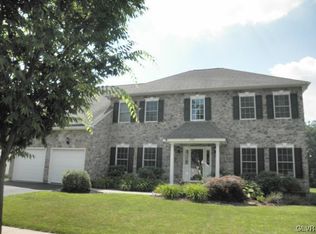 1772 Zinfandel Ct, Easton, PA 18045