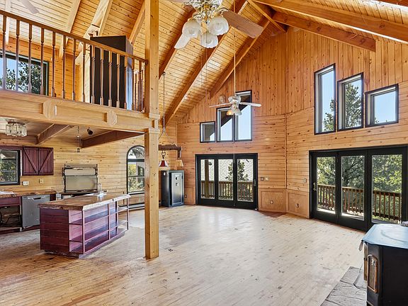 3rd image of 1109 N Yodel Cir