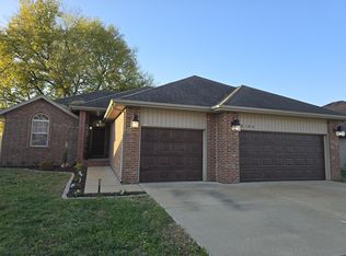 3104 W Garton Rd, Ozark, MO 65721