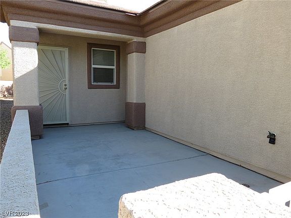 3rd image of 2116 Crake Ct