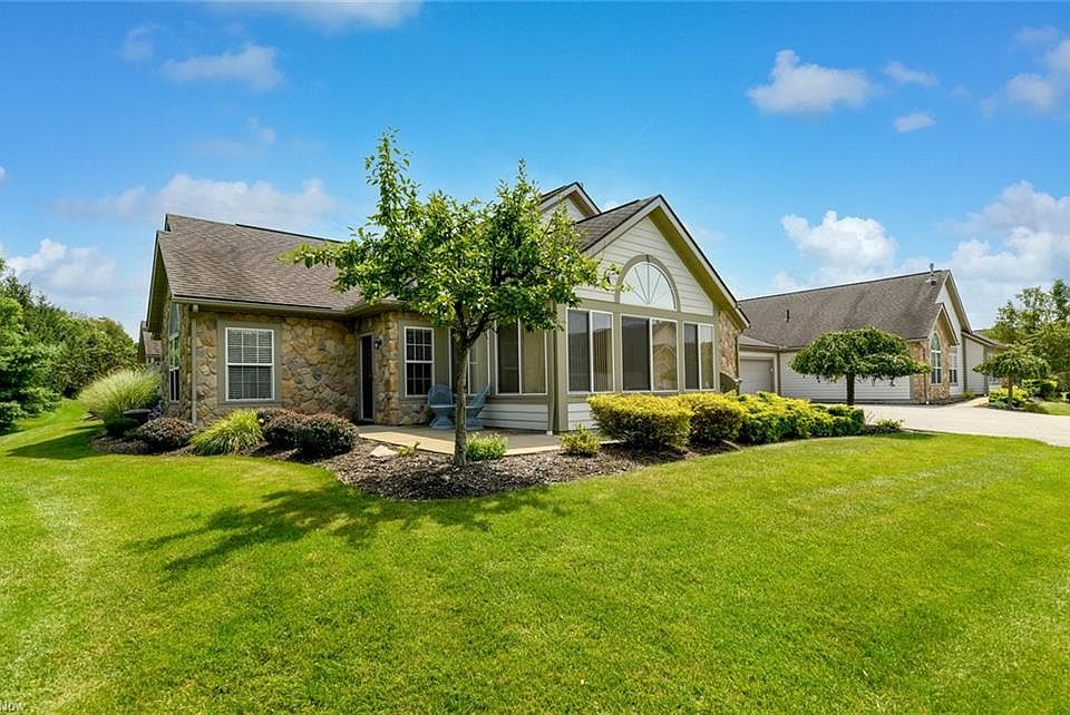 1st image of 606 Crossings Cir