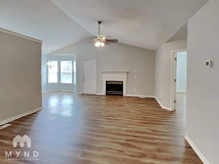 2209 Maybrook Dr — Photo 7