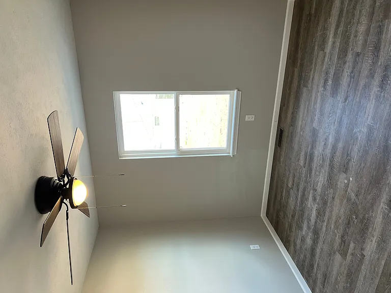 583-581 W Morgan St #581 — Photo 11
