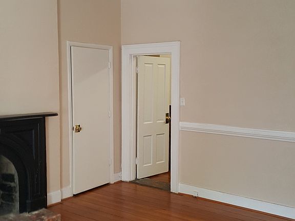 5th image of 414 London St APT 3