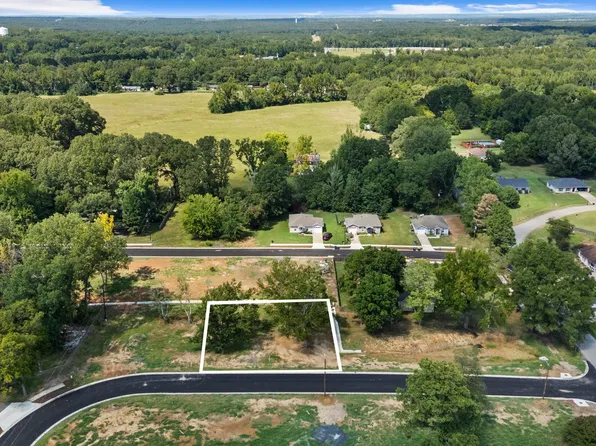 106 Christian Ln, Cabot, AR 72023