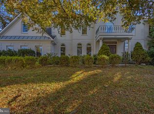 5800 Midhill St, Bethesda, MD 20817